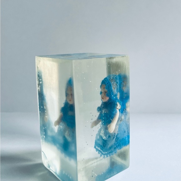 Resin sculptures figurines - Picture 5 of 16